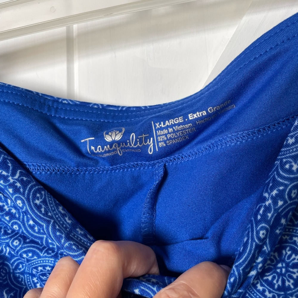 Tranquility, skirt with built in shorts, XL. Blue, paisley Fall, back to… - Picture 2 of 5